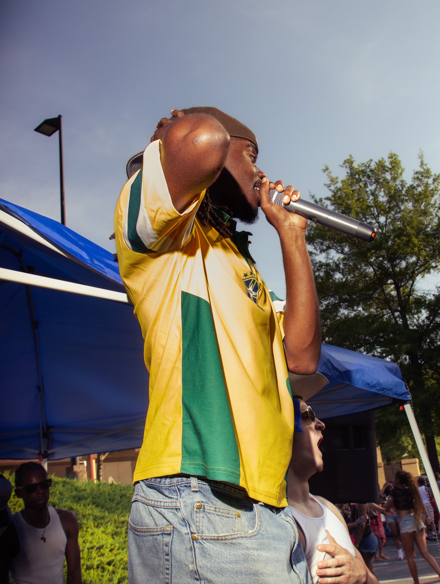 King J outdoor performance